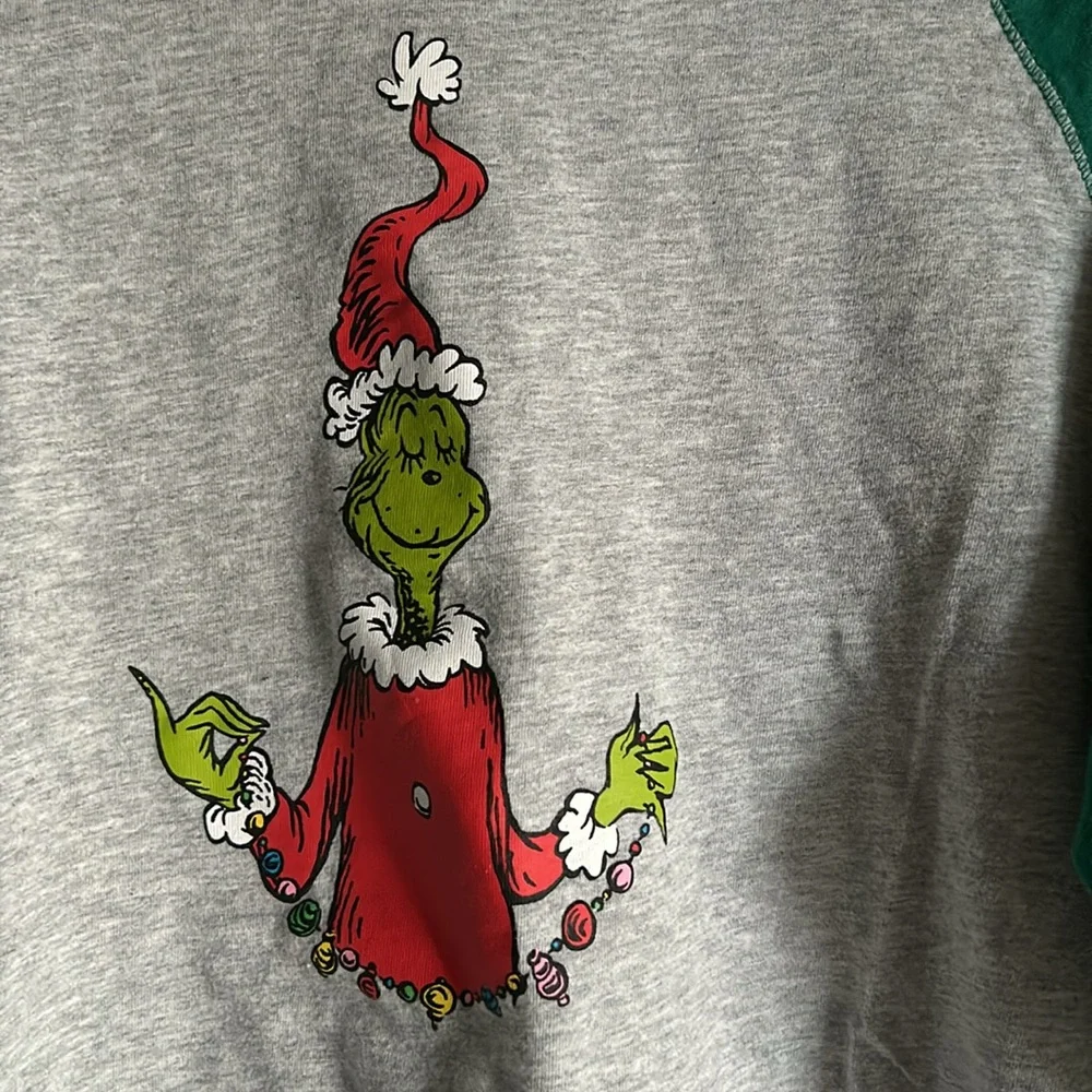 Boys grinch t shirt